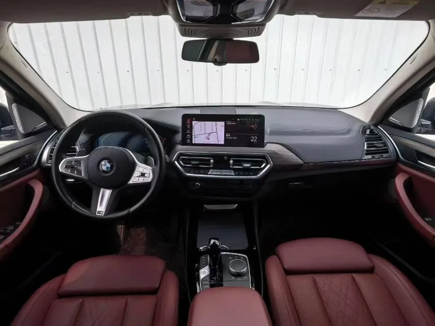 BMW 2023 X3 xDrive30i 2.0T Leading M Obsidian Night Suit Automatic Gear 5