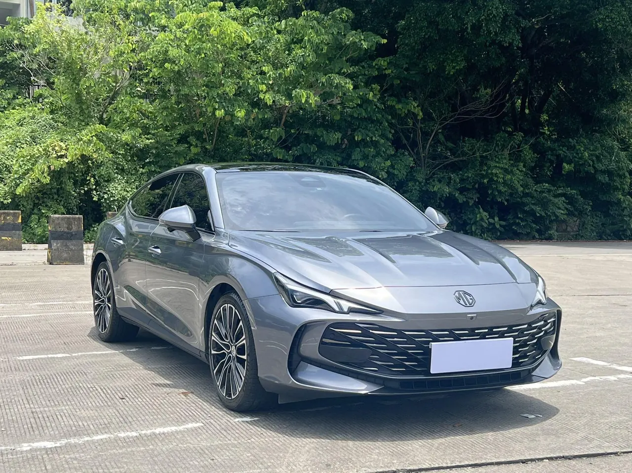 MG 2023 MG7 2.0T Beauty Hunting Luxury Edition Automatic Gear 3