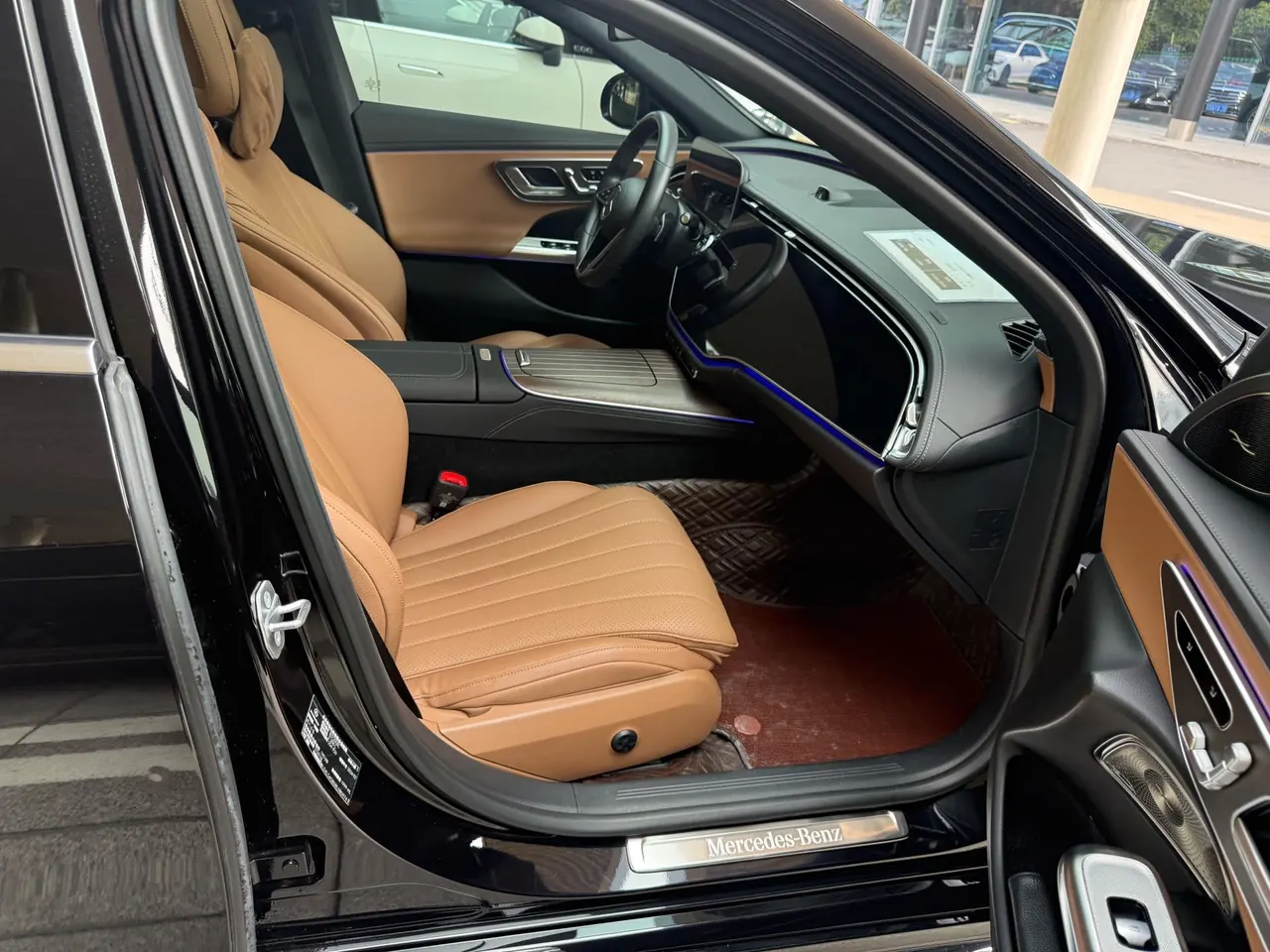 Mercedes Benz E Class 2024 E 300 L 48V 2.0T Luxury Automatic Gear 6