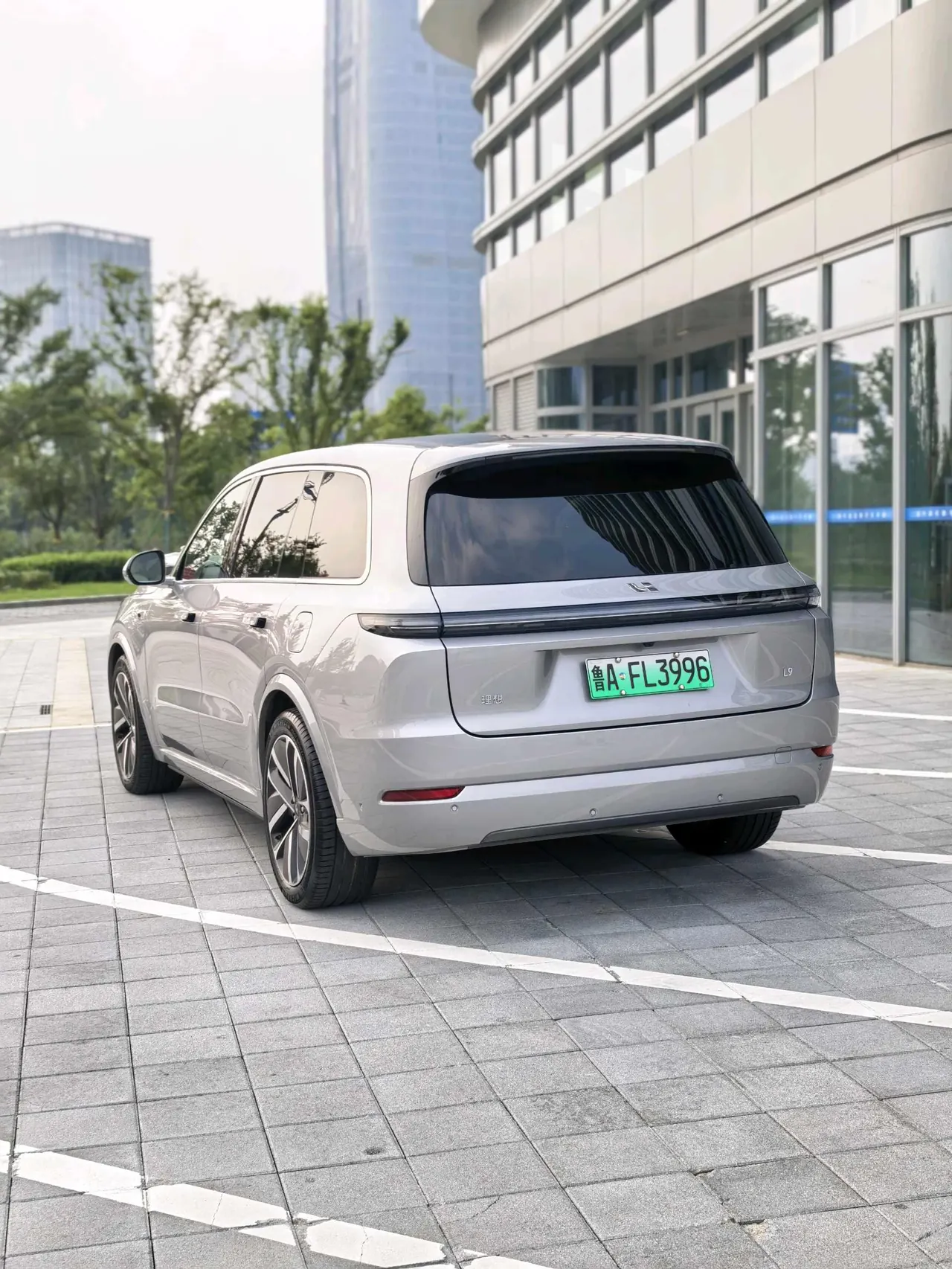 Li 2024 L9 Ultra automatic gear 6