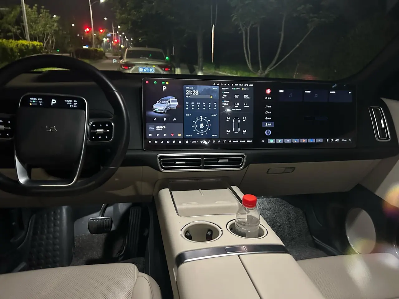 Li 2022 L9 1.5T Max Edition Automatic Gear 5