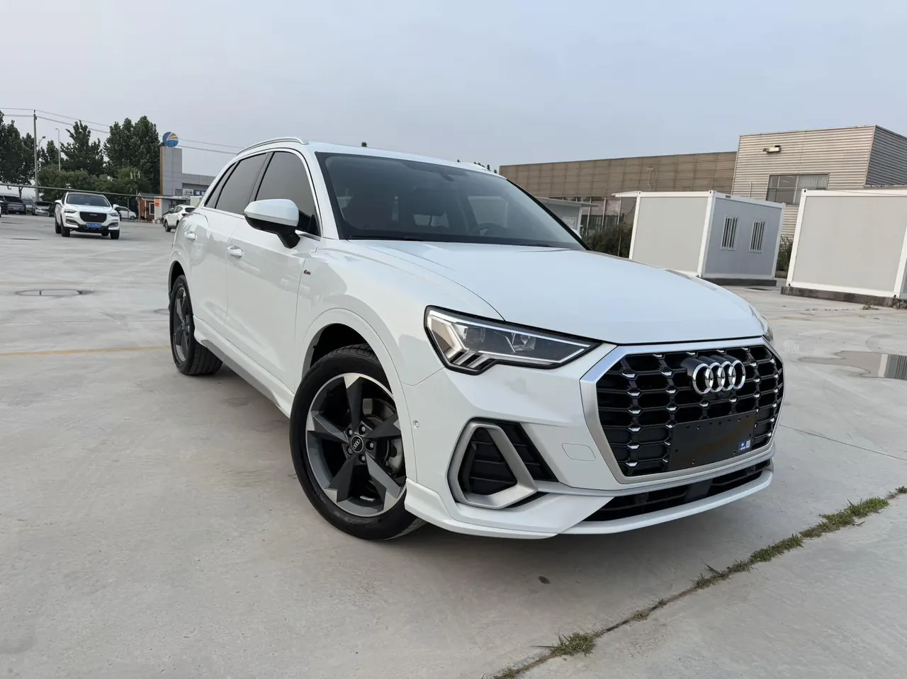 Audi 2022 Q3 1.4TFSI 35TFSI Fashion Dynamic Automatic 3