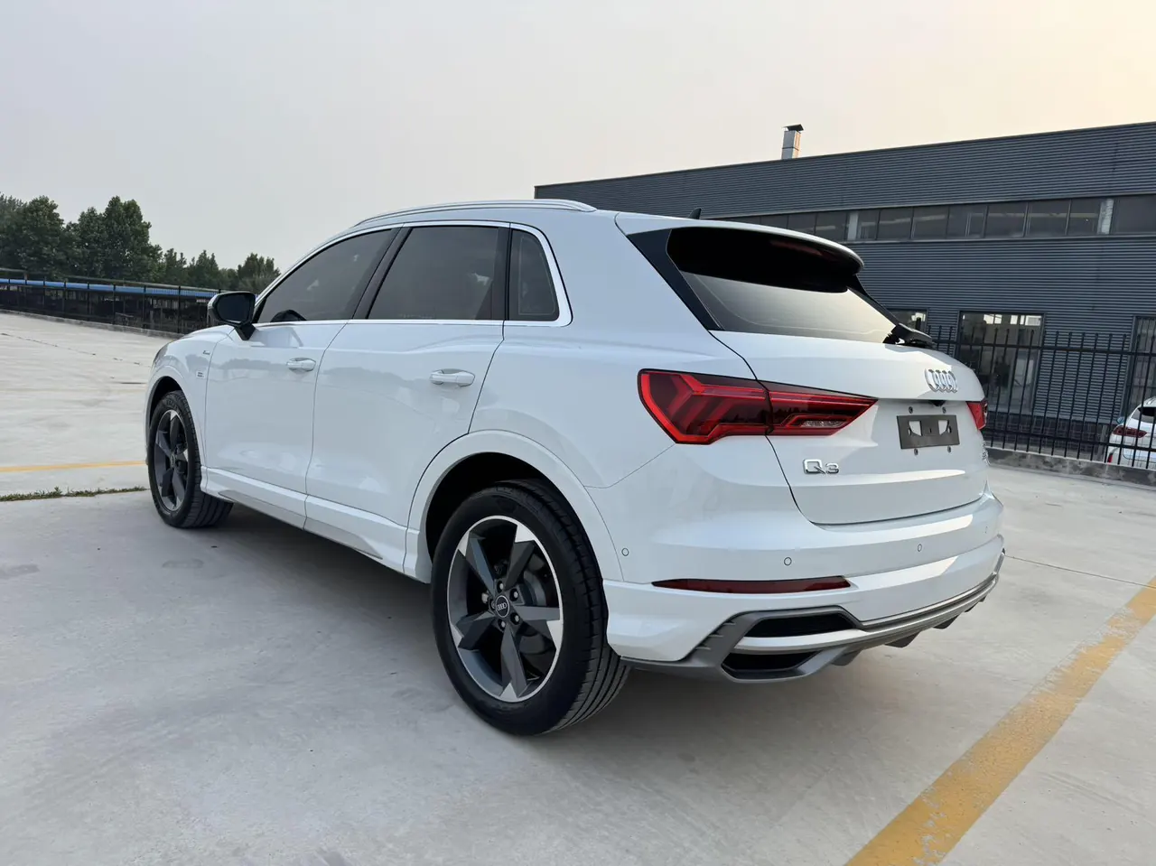 Audi 2022 Q3 1.4TFSI 35TFSI Fashion Dynamic Automatic 5