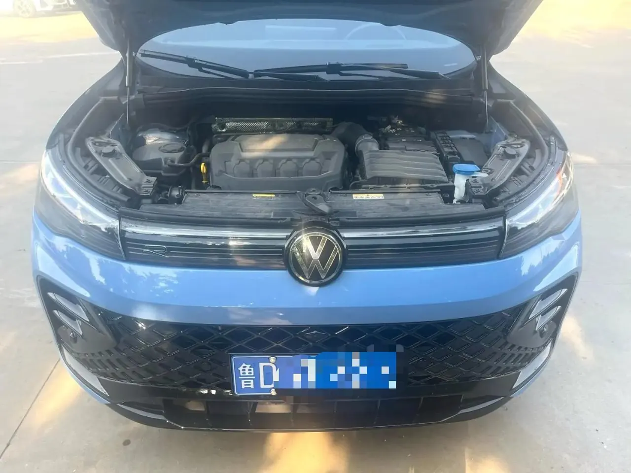 Volkswagen 2026 Tiguan L PRO 2.0TSI 380TSI Four-wheel Drive R-Line Smart Edition Automatic Gear 3