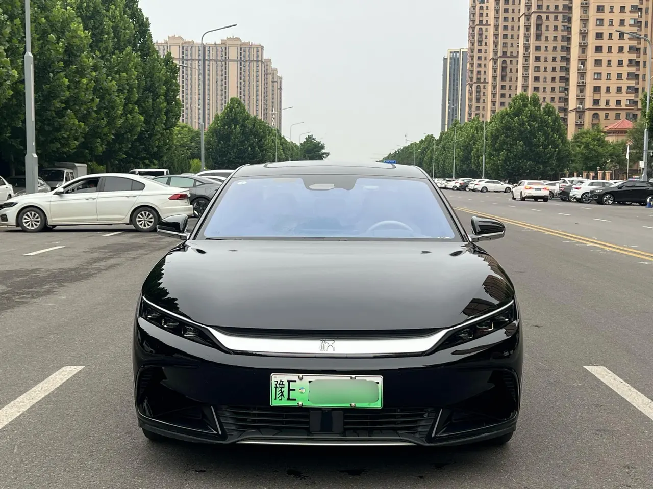 BYD 2024 Han EV 610KM Glory Edition Four-wheel Drive God's Eye Smart Driving Automatic Transmission 2