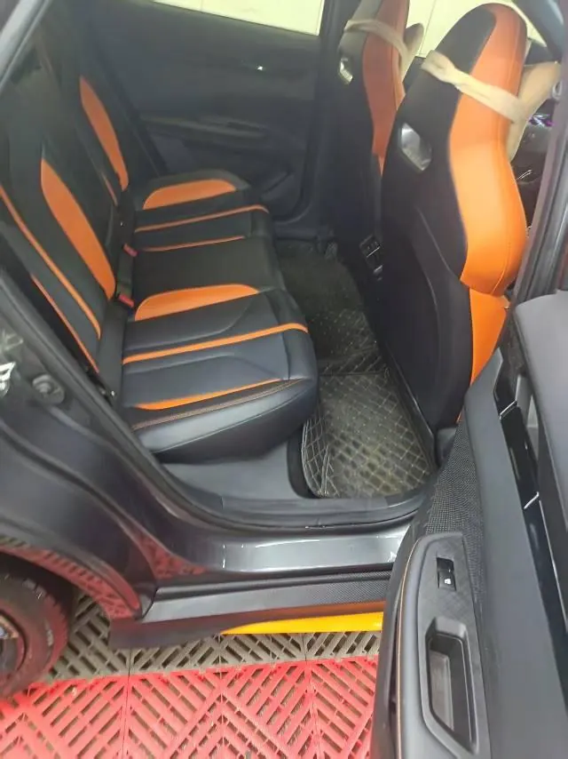 ChangAn 2024 UNI-V 1.5T Prestige Automatic 9