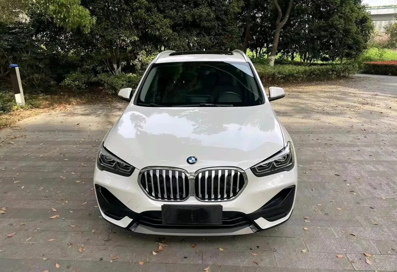 BMW 2022 X1 sDrive25Li 2.0T Leading Automatic Gear 2