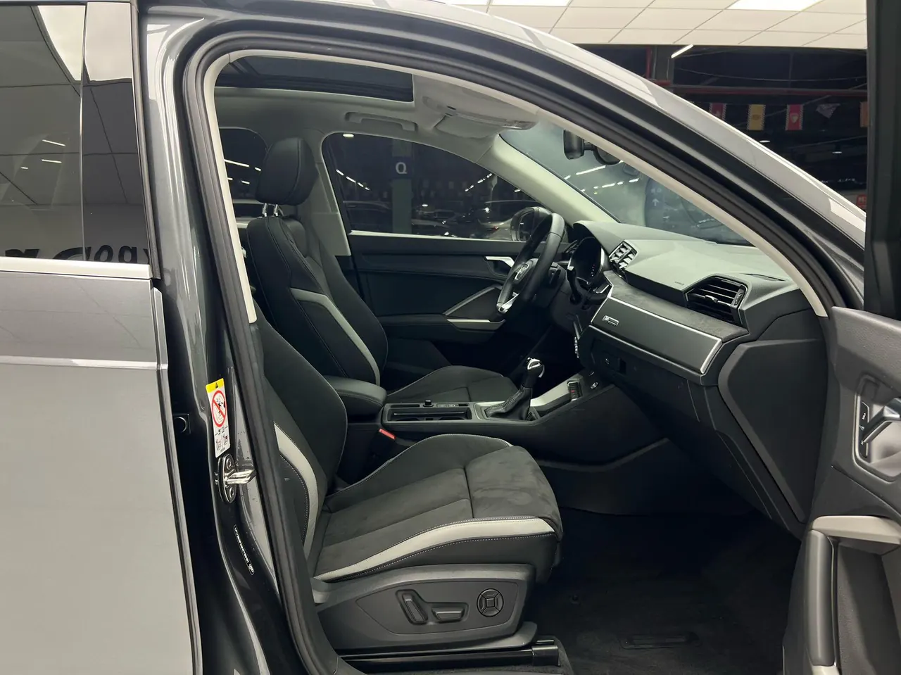 Audi 2022 Q3 1.4TFSI 35TFSI Fashion Dynamic Automatic 14
