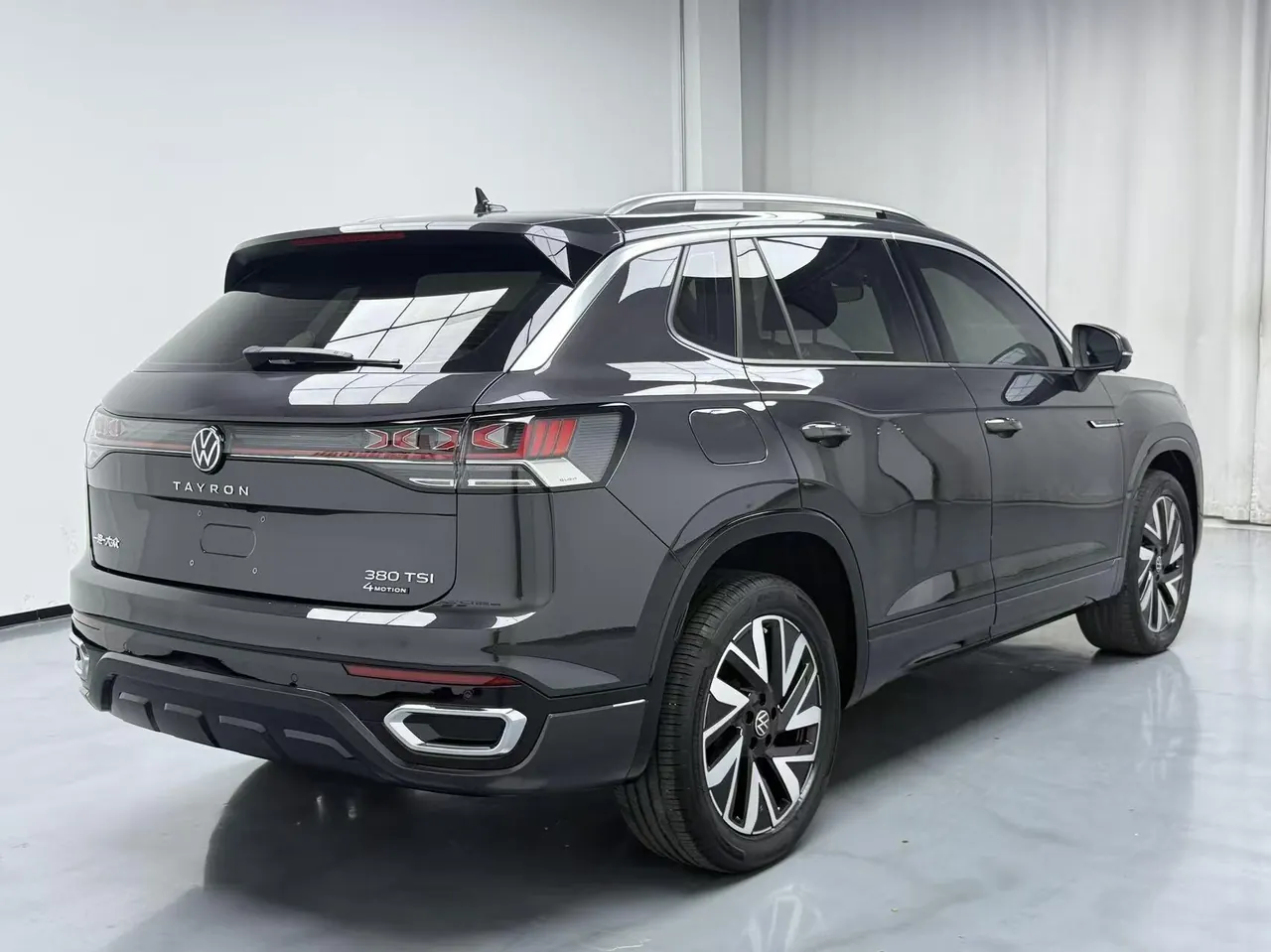 Volkswagen 2023 Tanyue 2.0TSI 380TSI Four-wheel Drive R-Line High Energy Edition (Modified) Automatic Gear 2