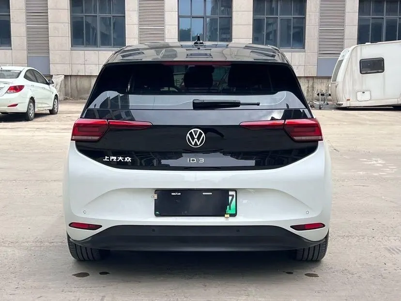 Volkswagen 2026 ID. 3 Smart Extremely Smart GTX Kit Automatic 5