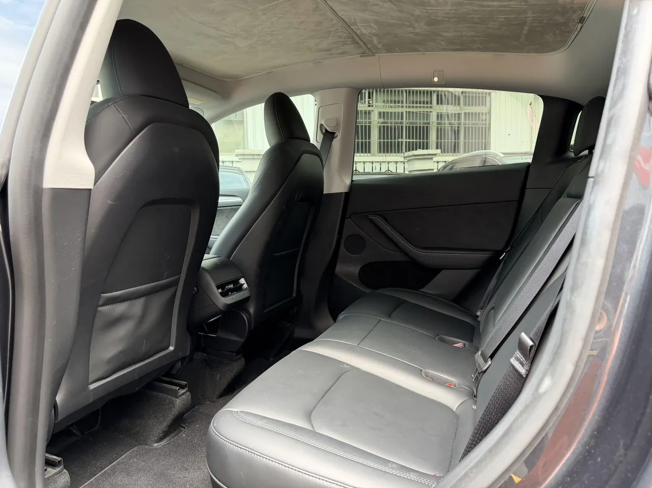 Tesla 2024 Model Y rear-wheel drive version automatic transmission 5
