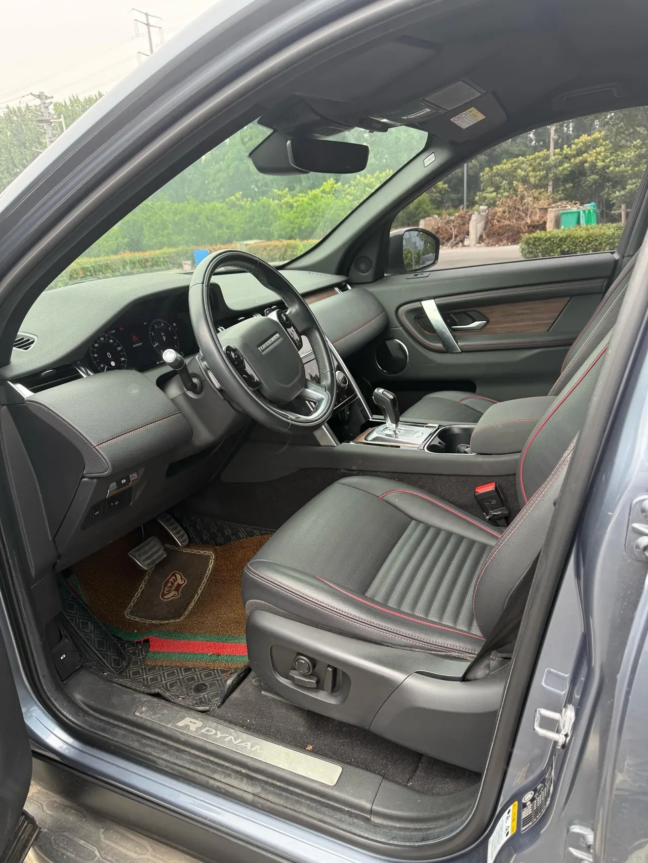 Land Rover 2020 Discovery Sports Edition 48V 2.0T 249PS R-Dynamic SE Performance Technology Edition 7-seat Automatic Gear 6