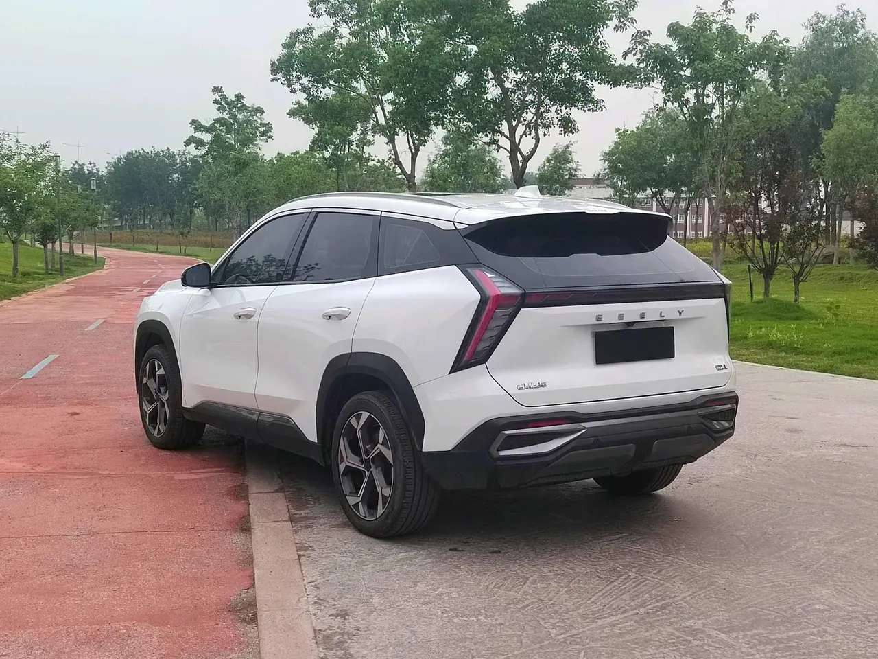 Geely 2023 Boyue L 2.0TD Honorable Automatic Gear 6