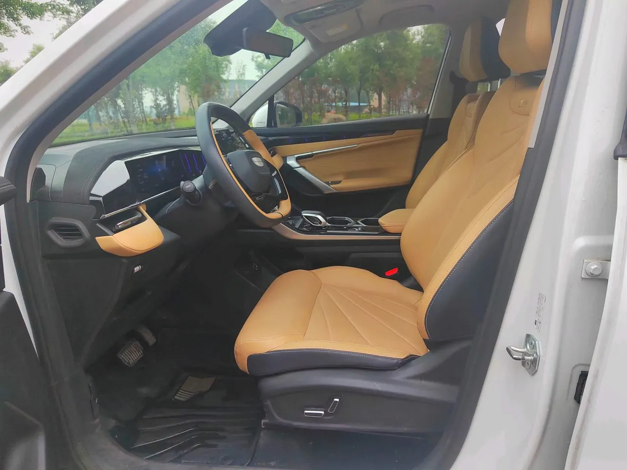 Geely 2023 Boyue L 2.0TD Honorable Automatic Gear 7