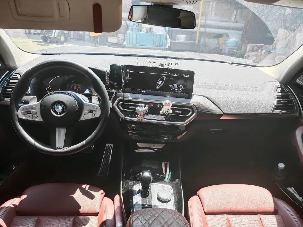 BMW 2023 X3 xDrive30i 2.0T Leading M Obsidian Night Suit Automatic Gear 3