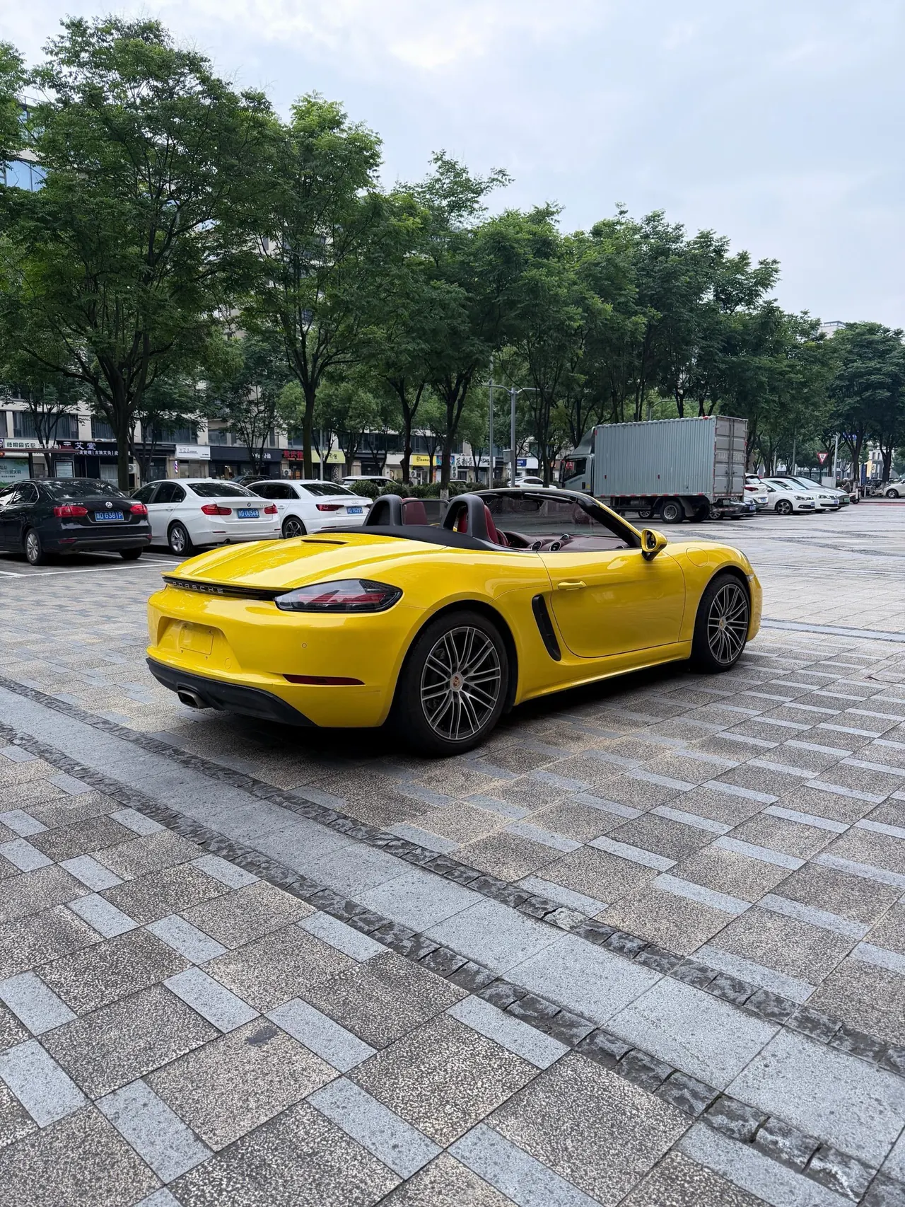 Porsche 718 (Imported) 2020 718 Boxer 2.0T Automatic 6