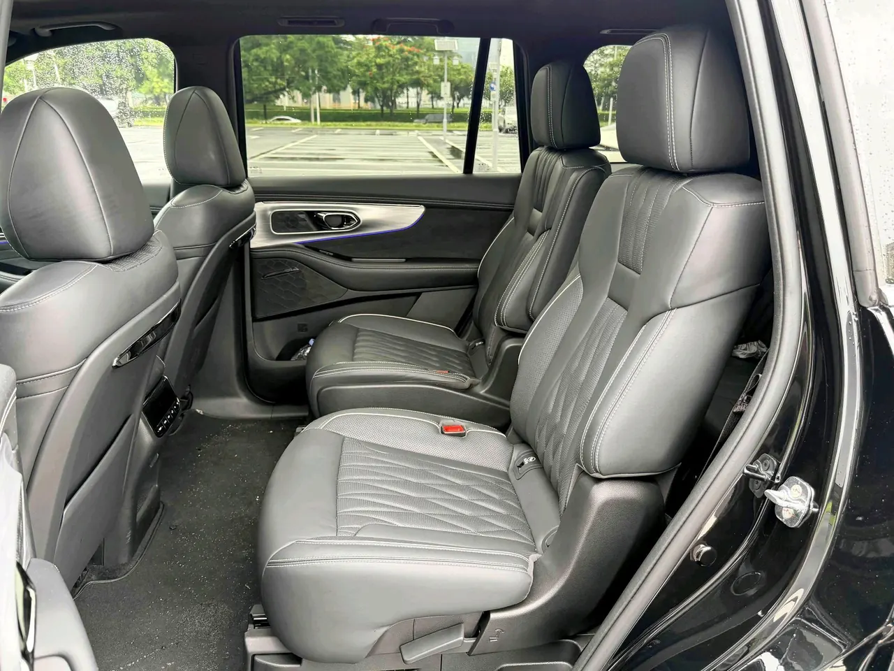 Chuanqi 2022 GS8 Hybrid 2.0TM Stepless Two-Drive Premium Edition Six-seat Automatic Gear 8