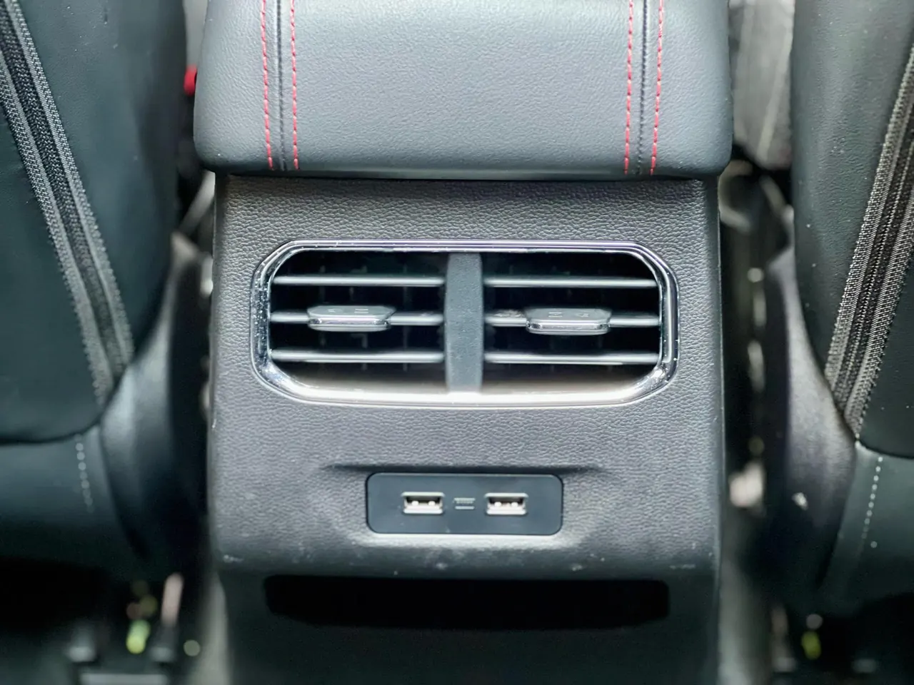 Haval 2023 red rabbit 1.5T dynamic automatic gear 11