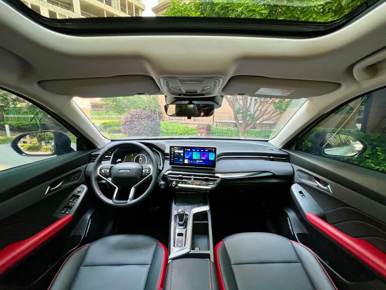 Haval 2023 red rabbit 1.5T dynamic automatic gear 5