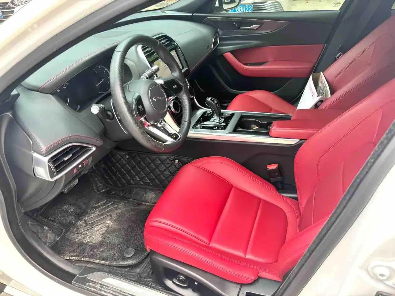 Jaguar 2020 XEL 2.0T 200PS R-DYNAMIC S Enterprising Sports Edition Automatic Gear 6