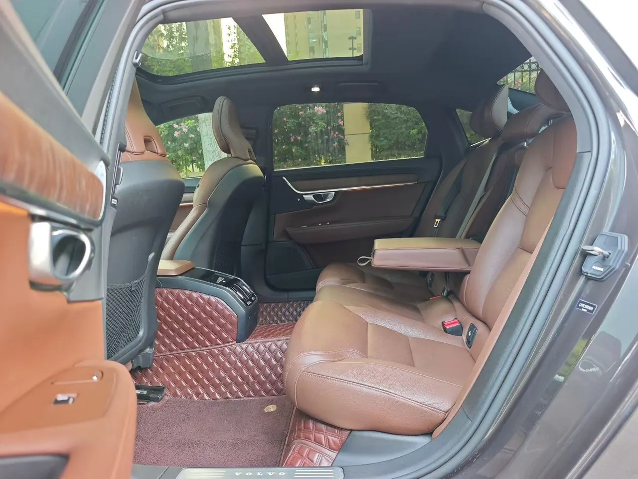 Volvo 2021 S90 2.0T B5 Zhiyuan Deluxe Edition Automatic Gear 9