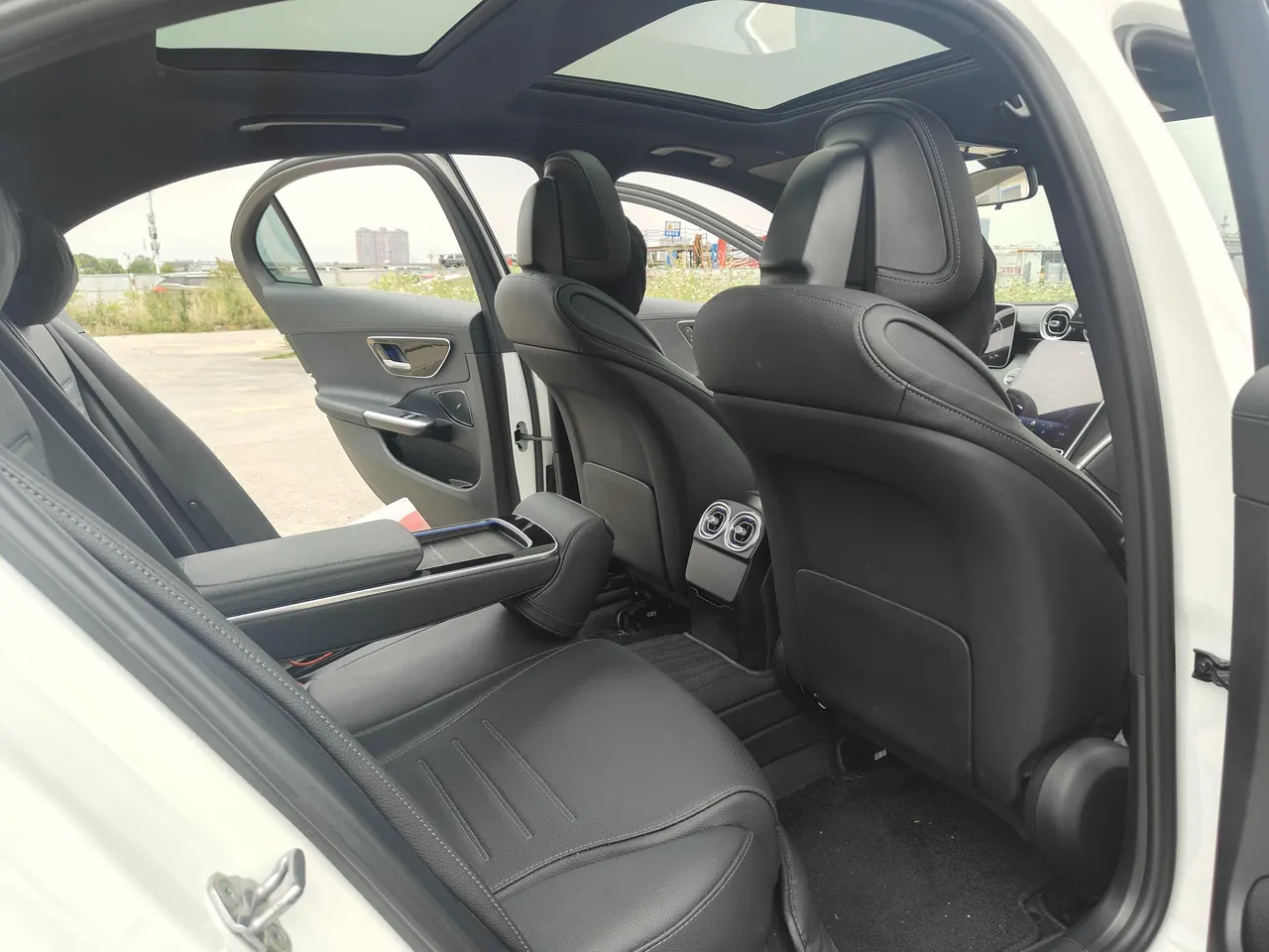 Mercedes Benz Class C 2023 C 260 L 48V 1.5T Sports Edition Automatic Gear 6