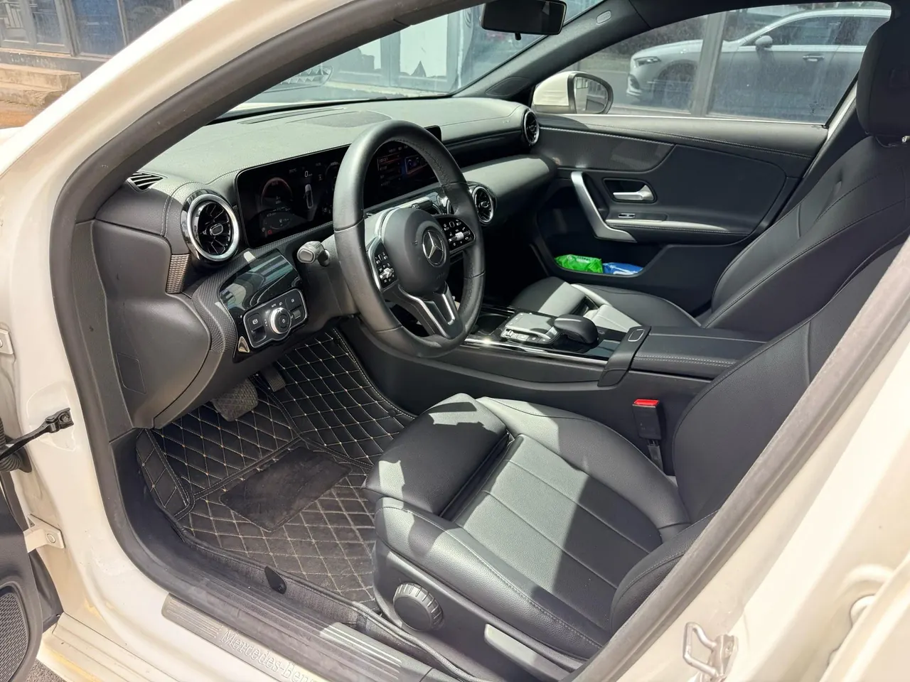 Mercedes Benz Class A 2021 A 200 L 1.3T Dynamic Automatic 5