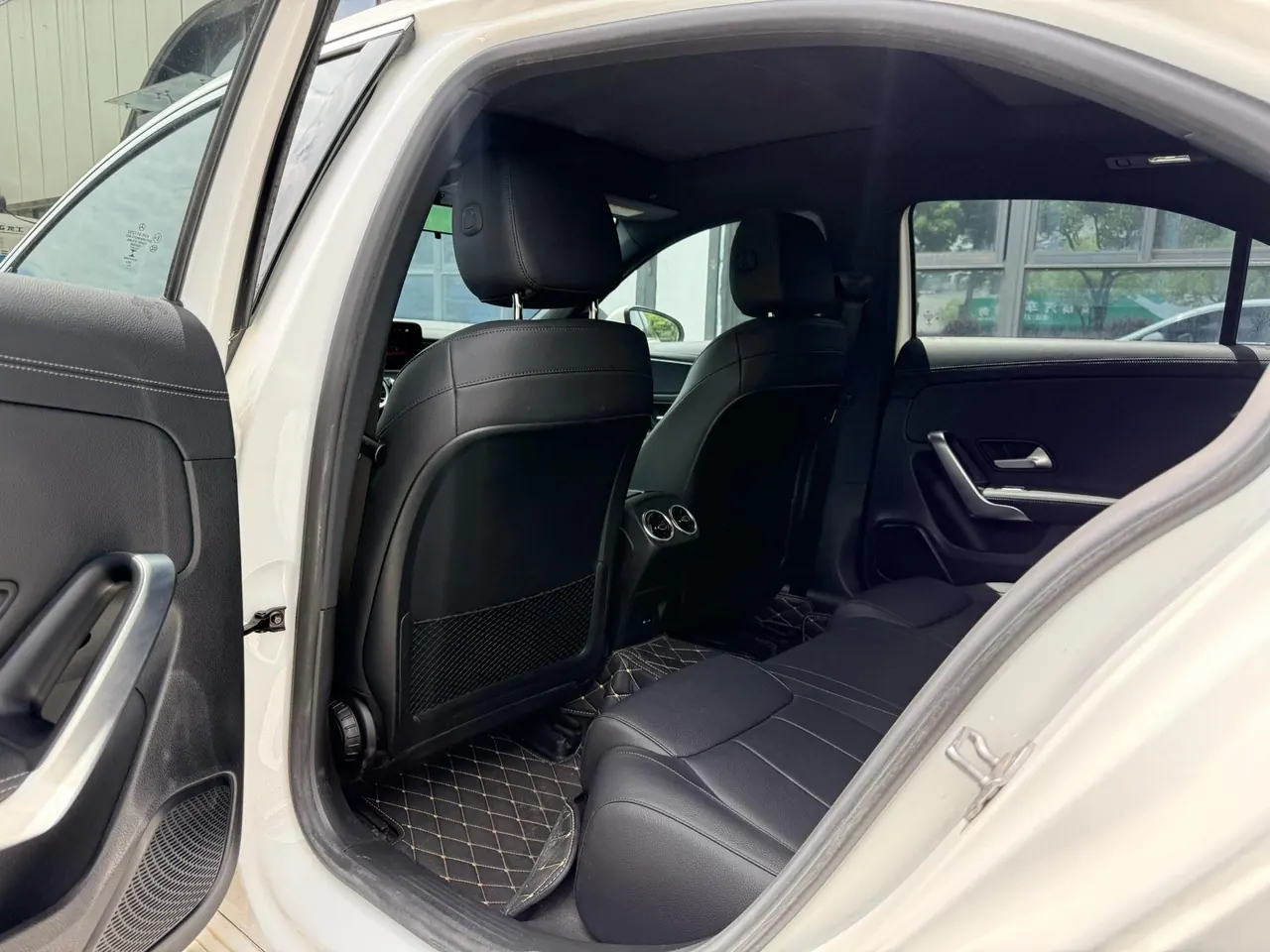 Mercedes Benz Class A 2021 A 200 L 1.3T Dynamic Automatic 6