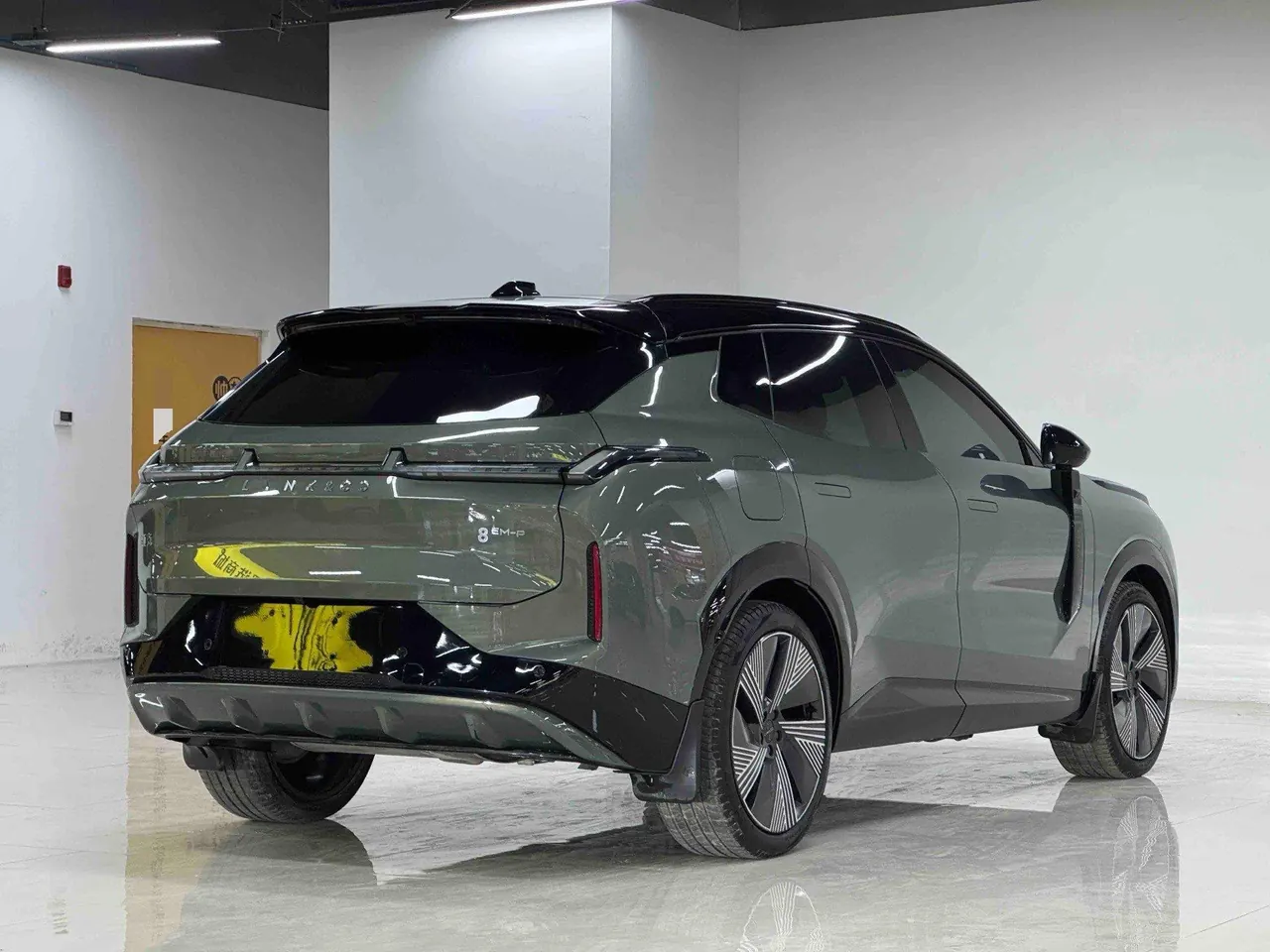 LYNK&amp;CO 2023 LYNK&amp;CO 08 EM-P 1.5T 220km four-wheel drive performance Halo automatic gear 11