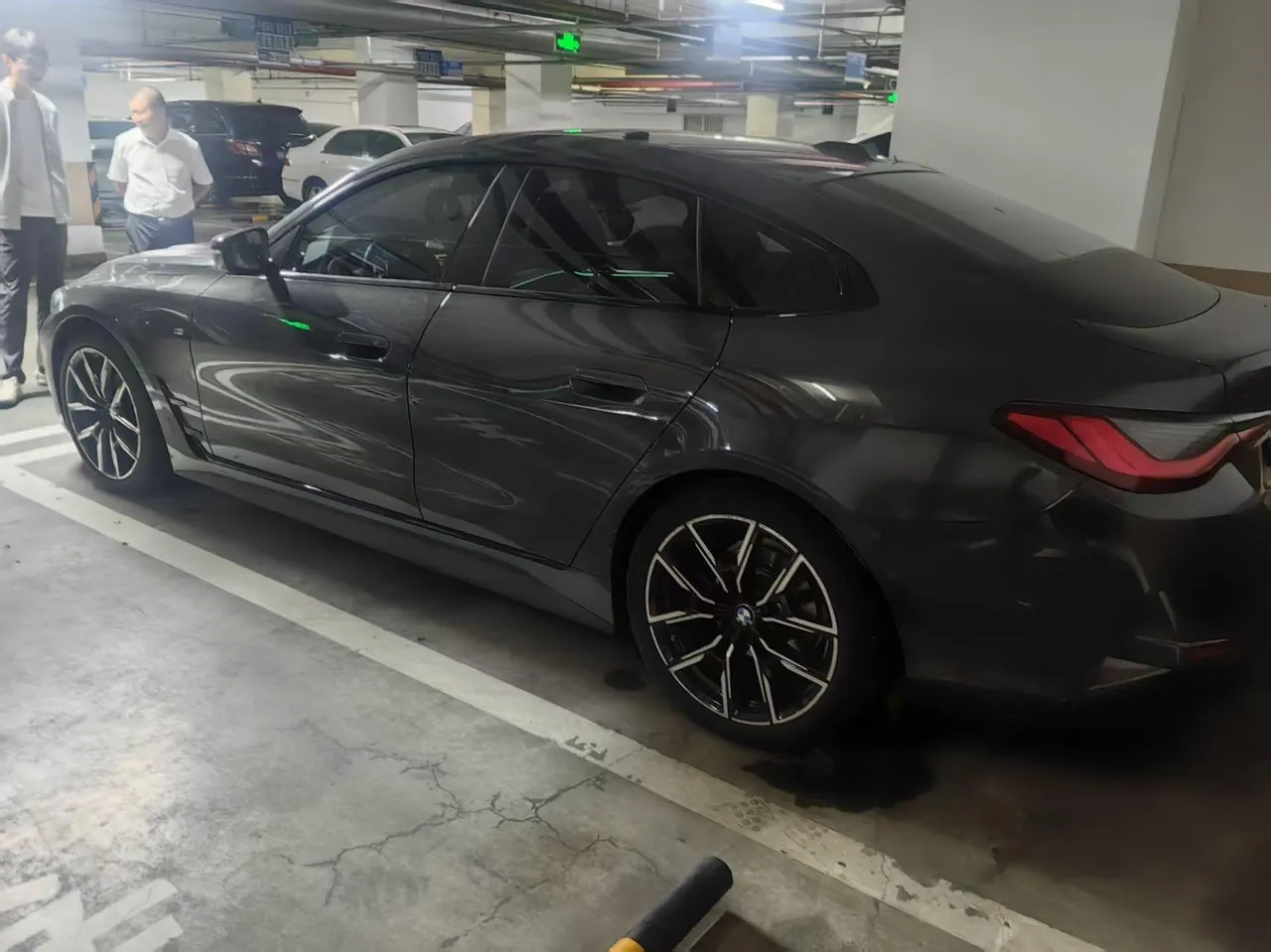BMW 4 Series (Imported) 2023 425i Four-Door Coupe 2.0T M Sport Night Edition Automatic 5