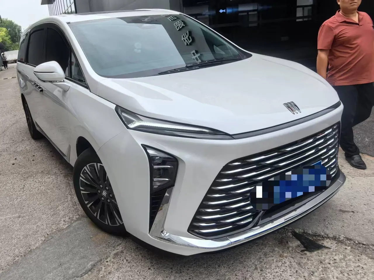 Buick 2025 GL8 ES Lu Zun 48V 2.0T Premium Edition Automatic Gear 2