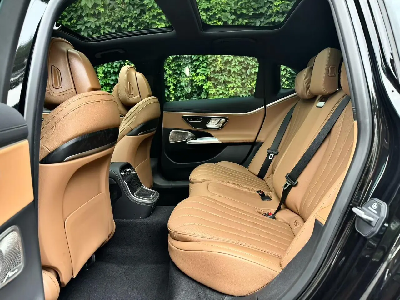 Mercedes Benz E-Class 2025 model E 300 L 48V 2.0T Luxury Edition Automatic 6