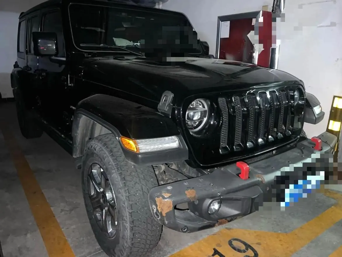 Jeep herdsman (imported) 2021 herdsman 2.0T Sahara four-door automatic gear 3