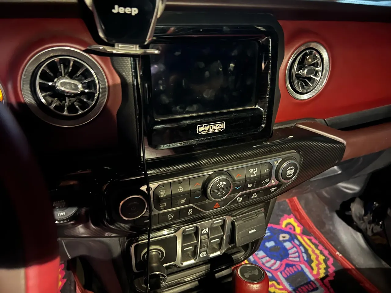 Jeep herdsman (imported) 2021 herdsman 2.0T Sahara four-door automatic gear 9