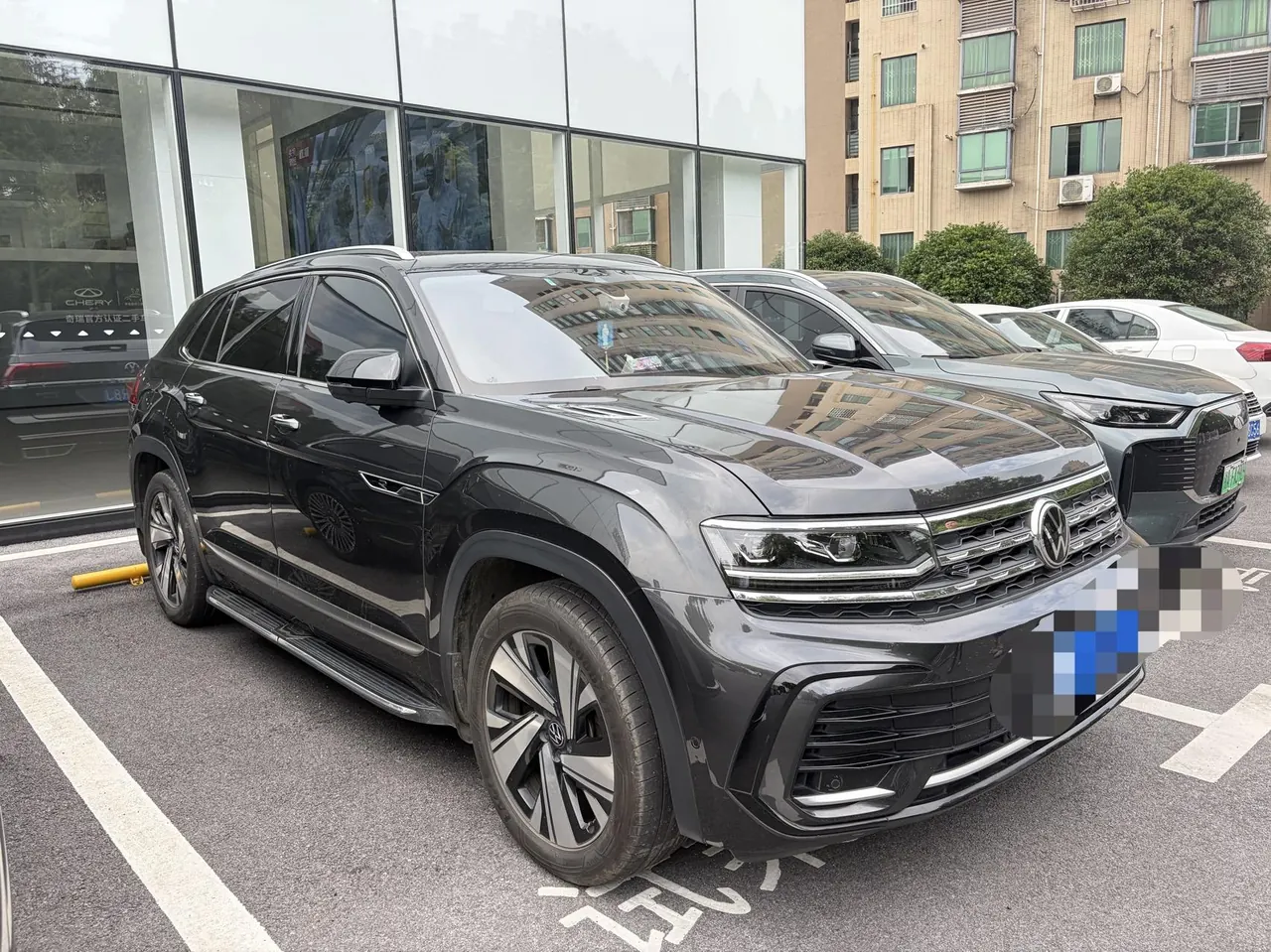 Volkswagen 2022 Touang X 2.5T 530 V6 4-wheel Drive Respect Deluxe Automatic Transmission 3