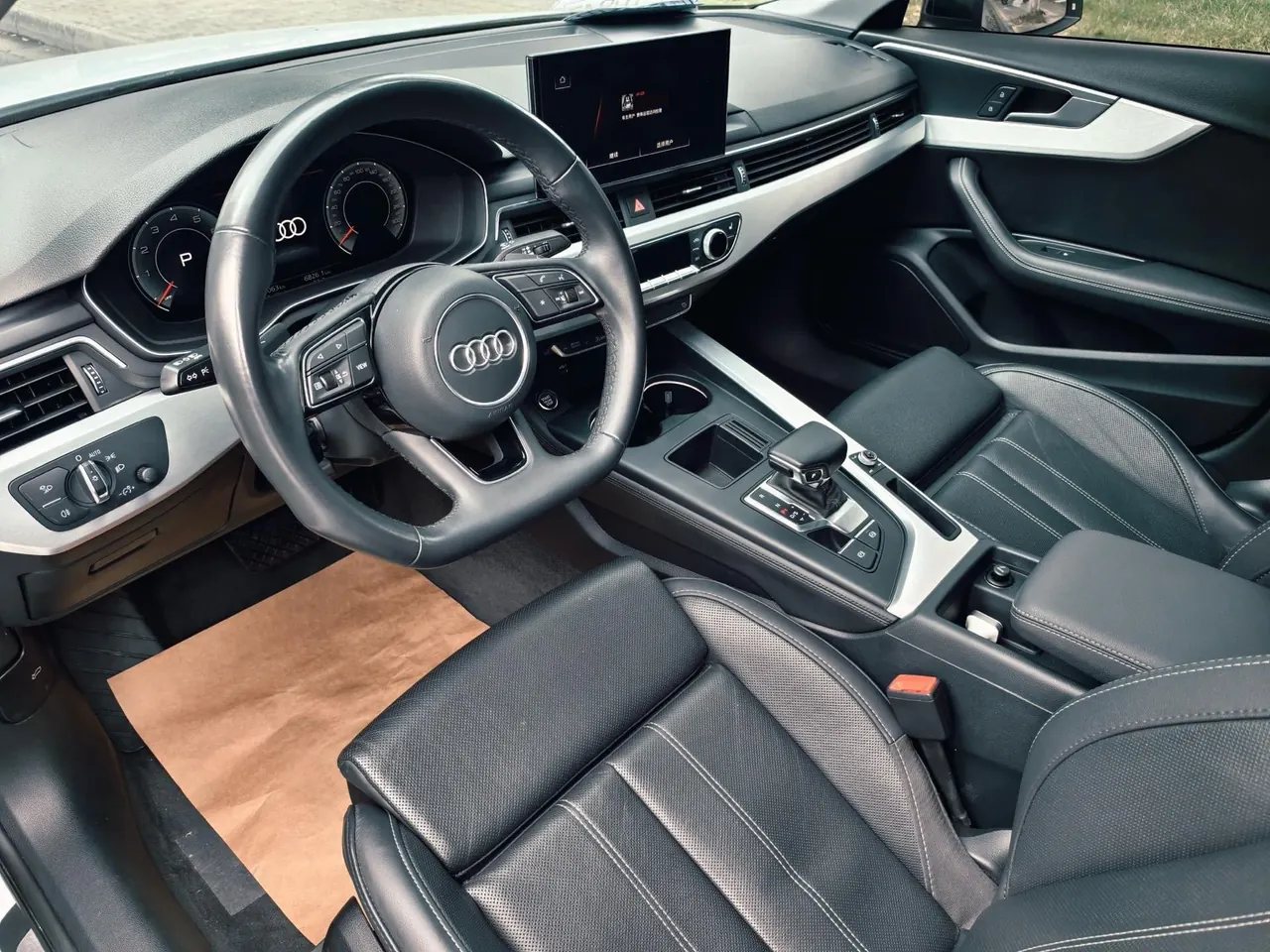 Audi 2022 A4L 2.0TFSI 40TFSI Deluxe Dynamic Automatic 3