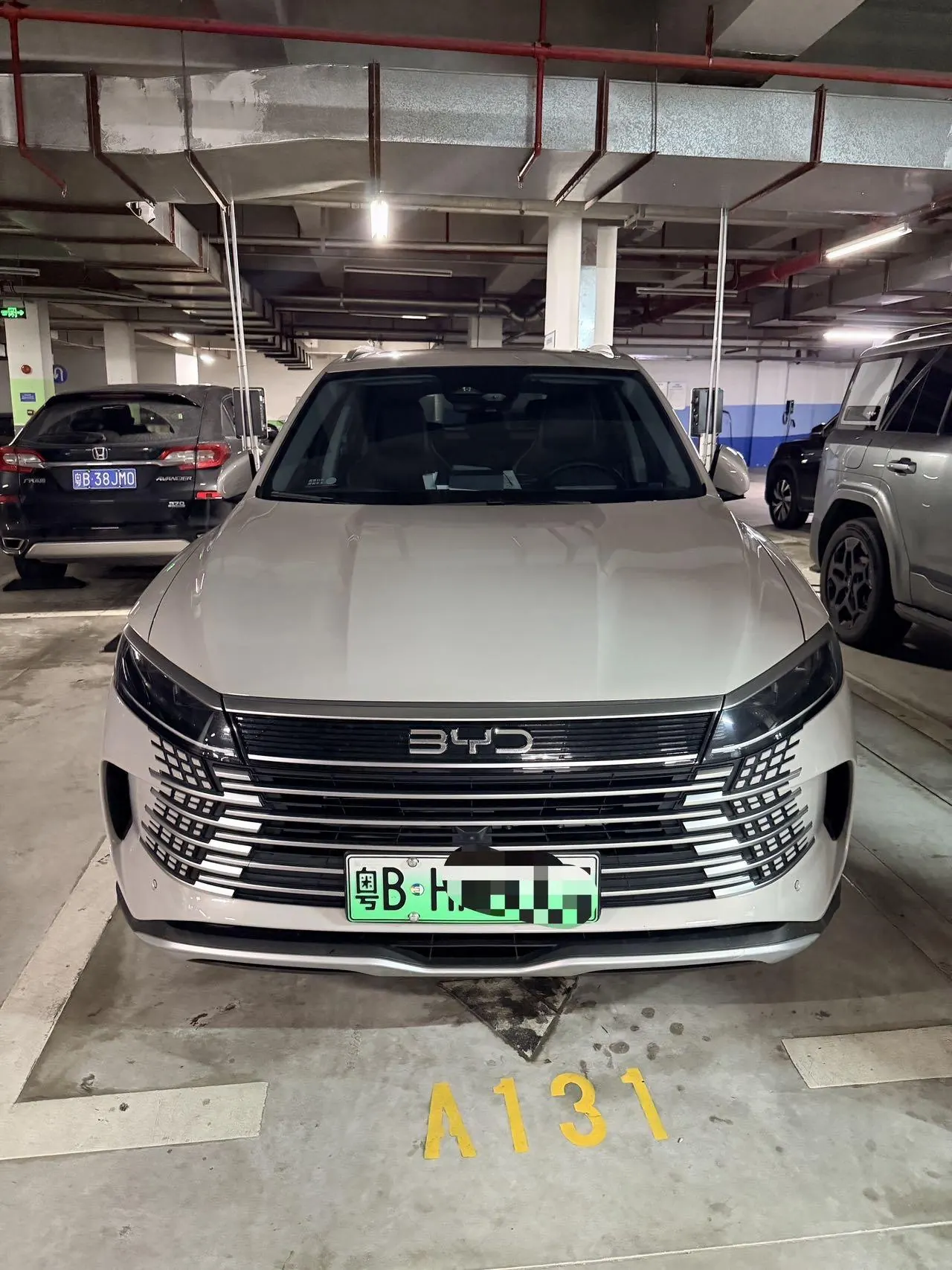 BYD 2025 Sea Lion 05 DM-i 1.5 Stepless 115KM Honorable Automatic 2