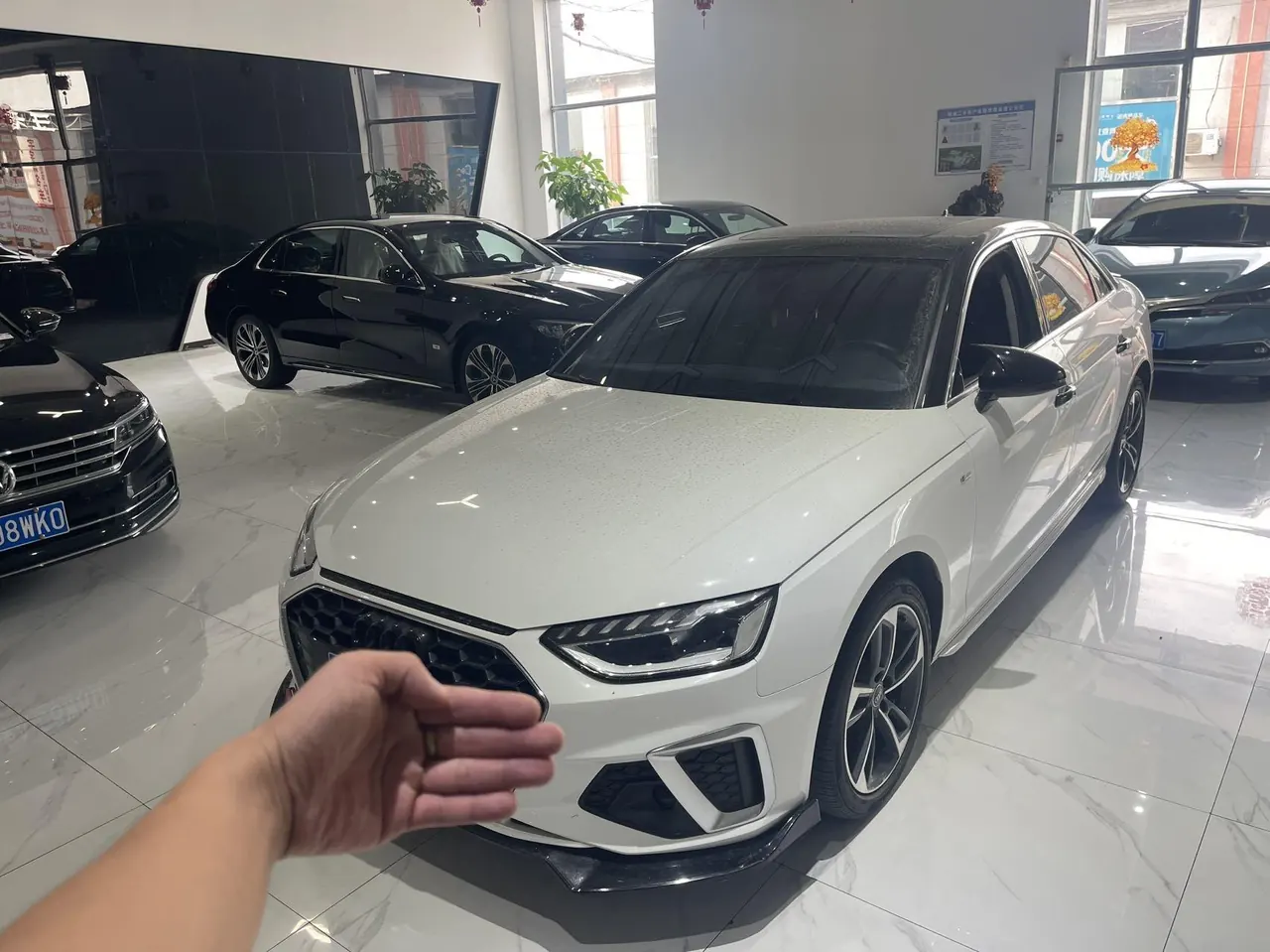 Audi 2020 A4L 2.0TFSI 40TFSI Fashion Dynamic Automatic - View 1
