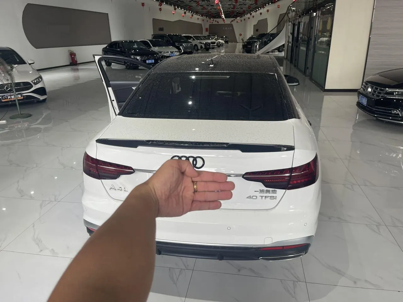 Audi 2020 A4L 2.0TFSI 40TFSI Fashion Dynamic Automatic 6