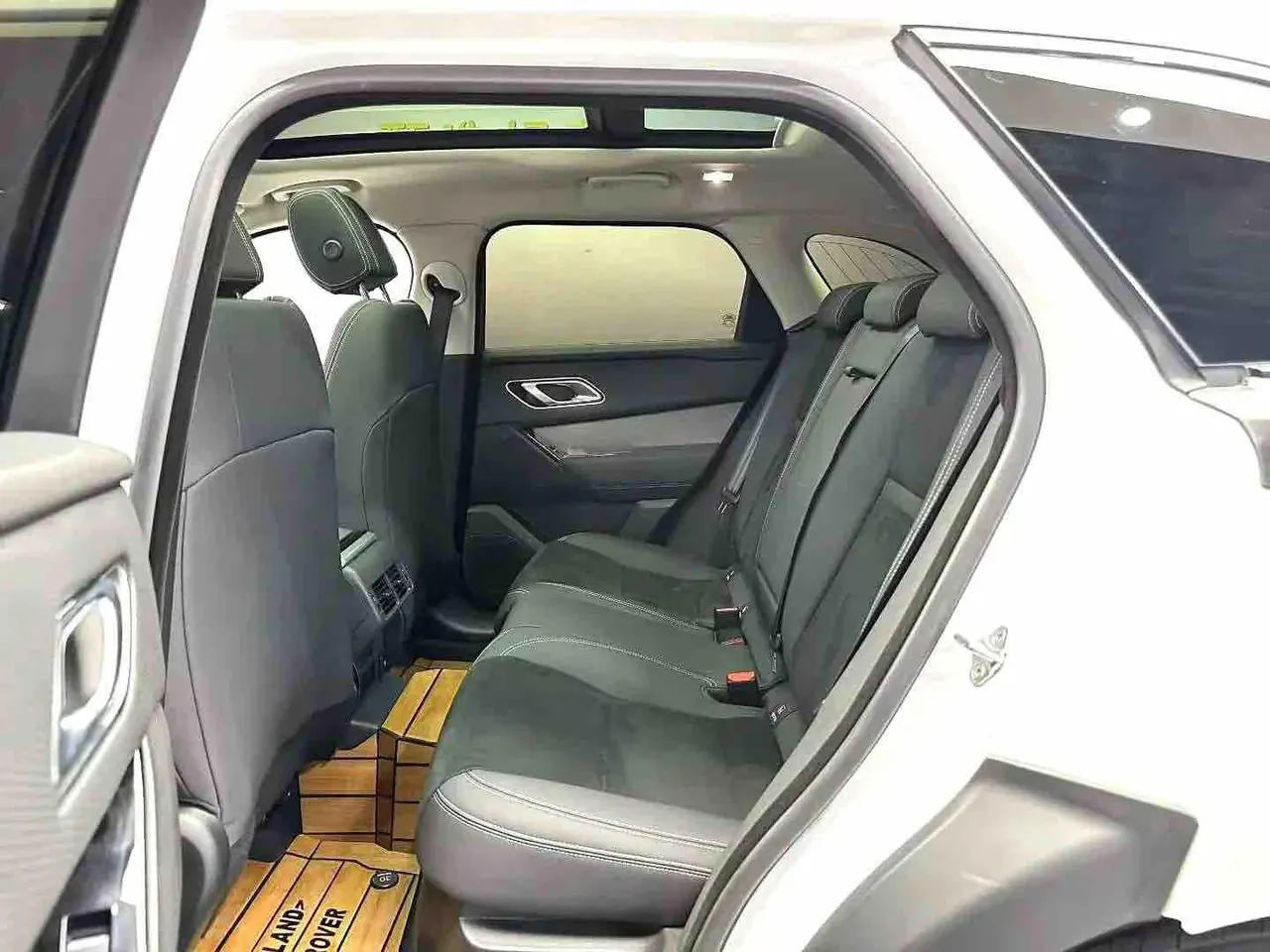 Land Rover Range Rover Star Pulse (Imported) 2020 Range Rover Star Pulse 2.0T P250 Automatic Gear 5