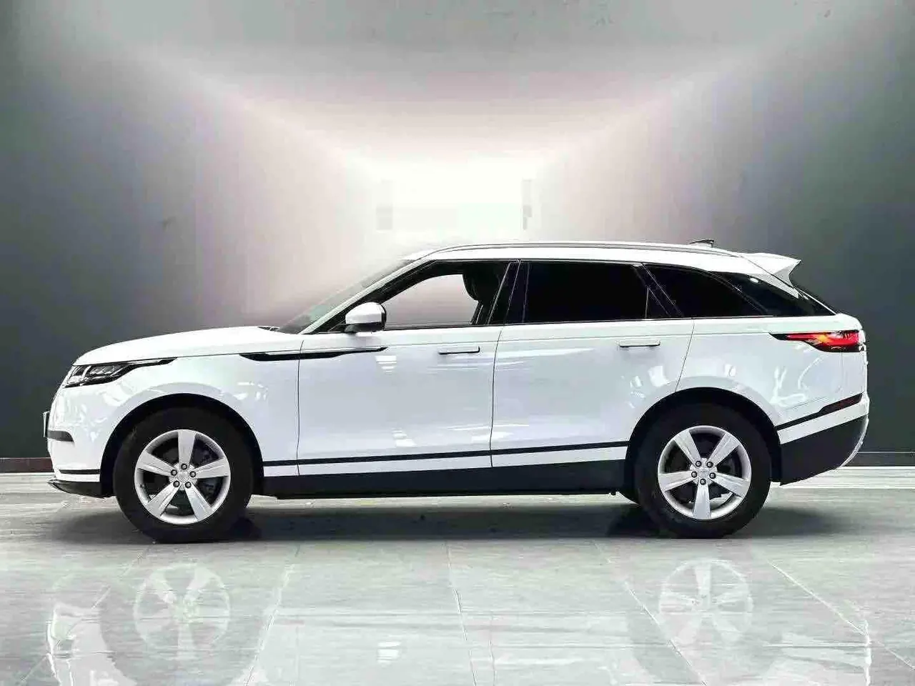 Land Rover Range Rover Star Pulse (Imported) 2020 Range Rover Star Pulse 2.0T P250 Automatic Gear 8
