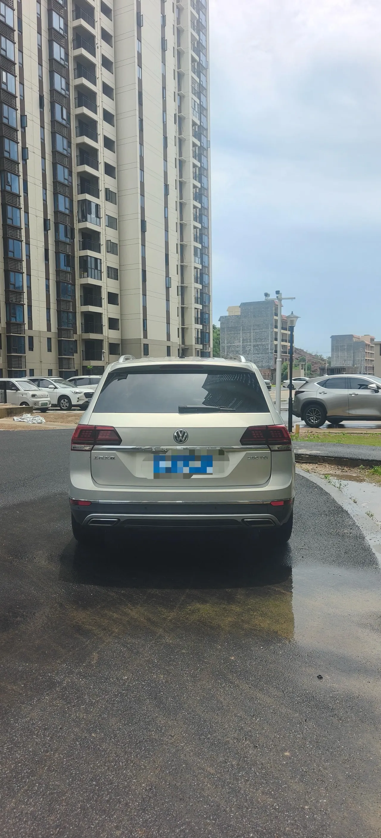 Volkswagen 2020 Tuang 2.0TSI 380TSI Four-wheel Drive Comfort Edition Automatic Gear 12