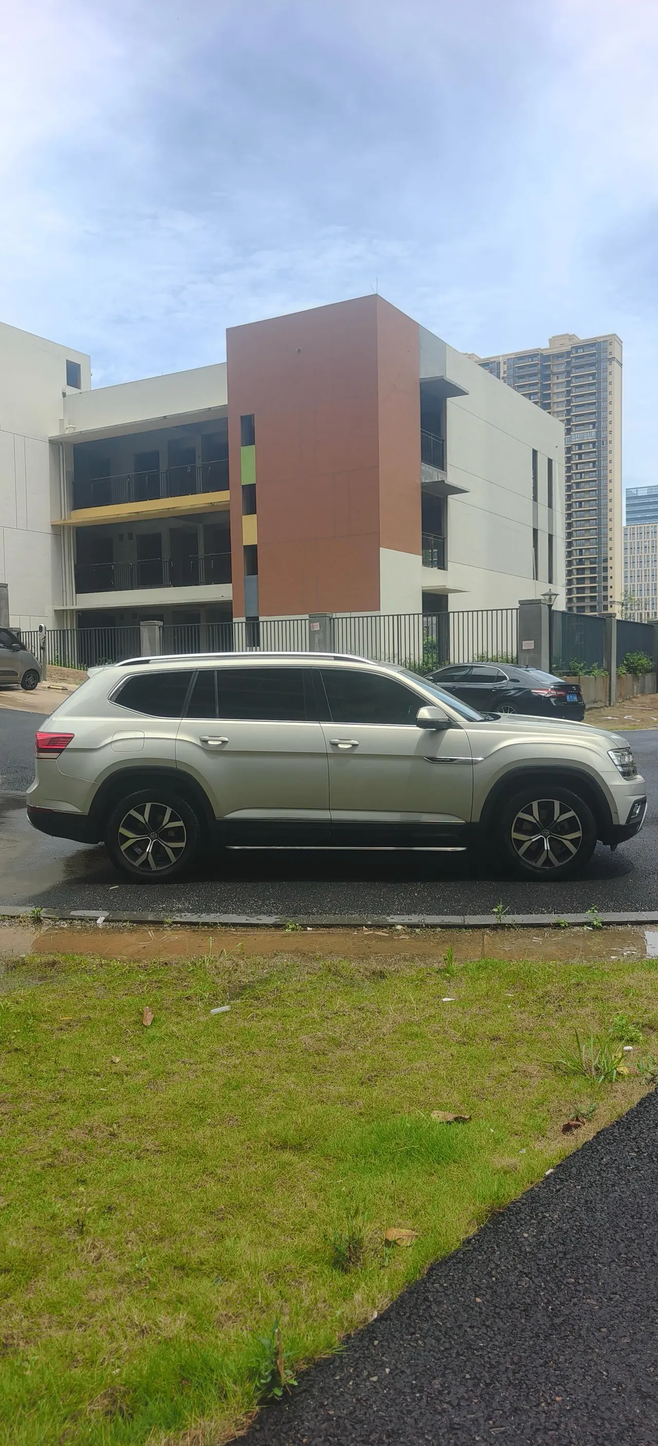 Volkswagen 2020 Tuang 2.0TSI 380TSI Four-wheel Drive Comfort Edition Automatic Gear 8