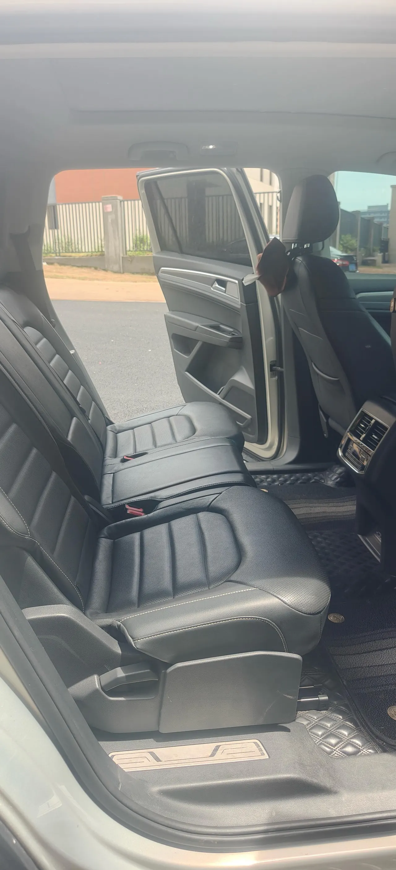 Volkswagen 2020 Tuang 2.0TSI 380TSI Four-wheel Drive Comfort Edition Automatic Gear 9