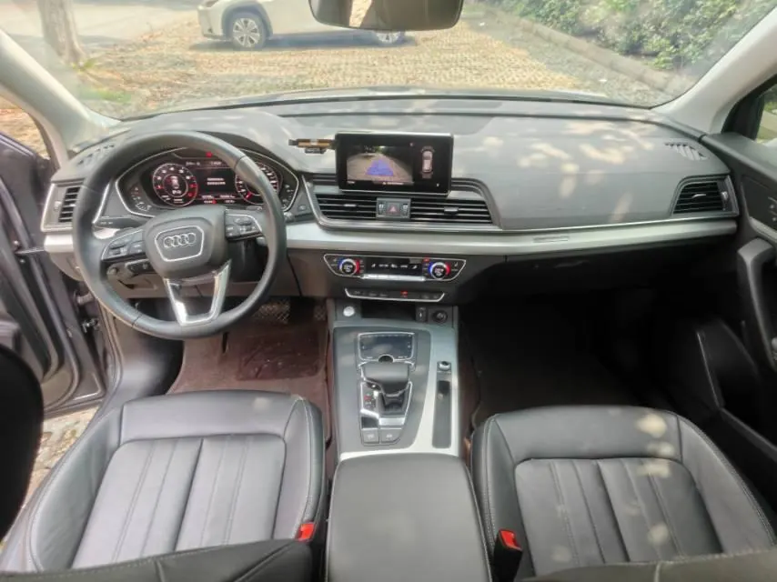 Audi 2020 Q5L 2.0TFSI 40TFSI Rongxiang Fashion Automatic 9