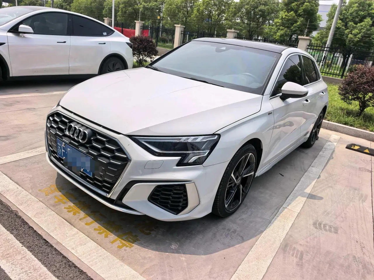 Audi 2023 A3 Sportback 1.4TFSI 35TFSI Fashion Sports (Modified) Automatic Gear - View 1