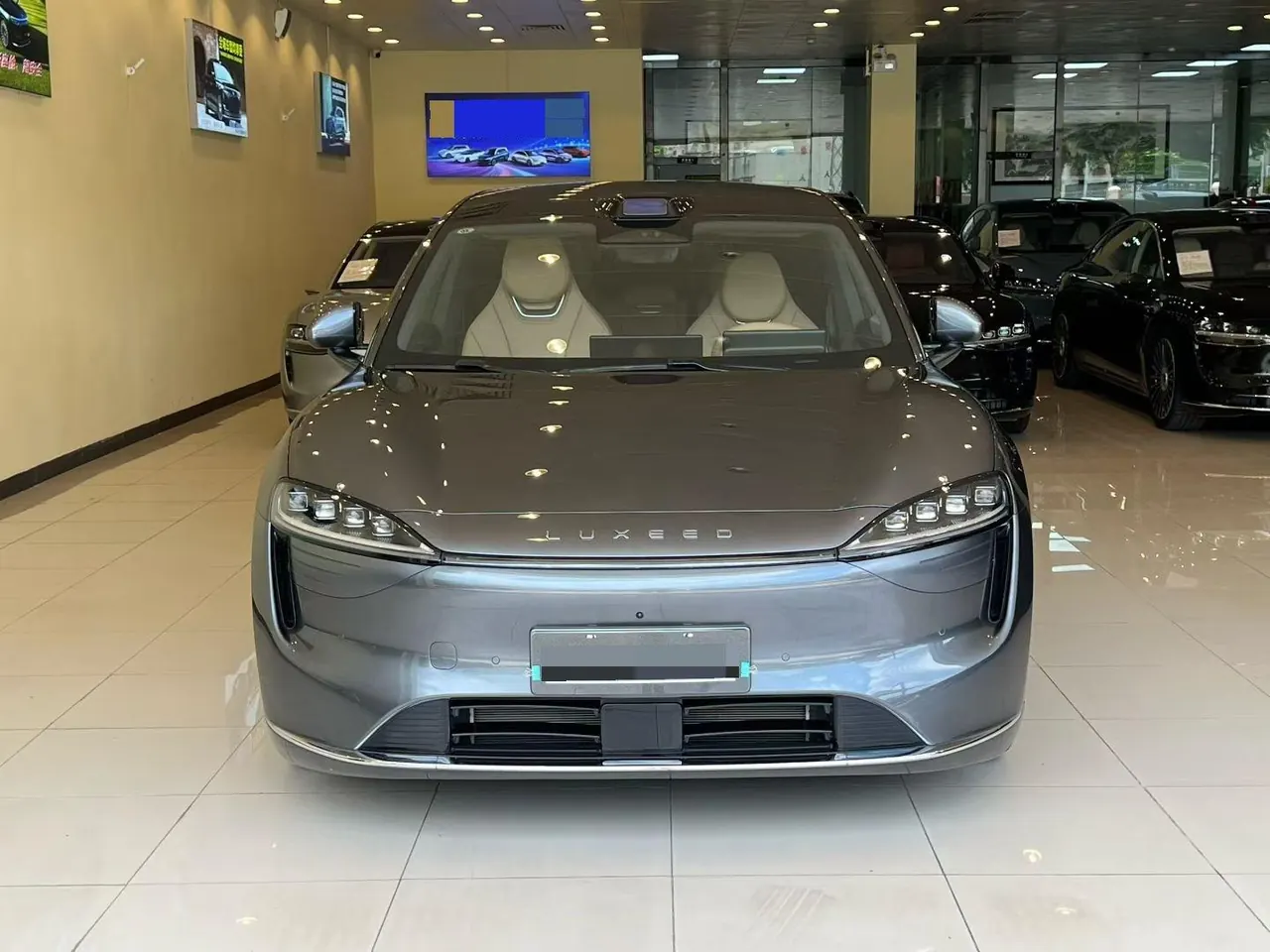 Intellectual 2025 R 7 331km Ultra Automatic Gear 2