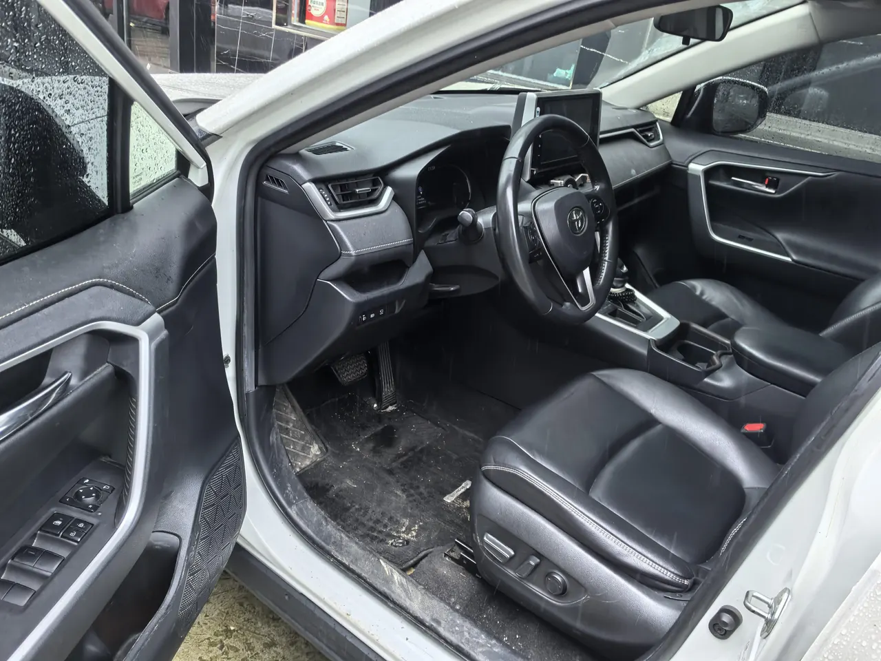 Toyota 2021 RAV4 Rongbo 2.0 Stepless Two-Drive Fashion Edition Automatic Gear 3