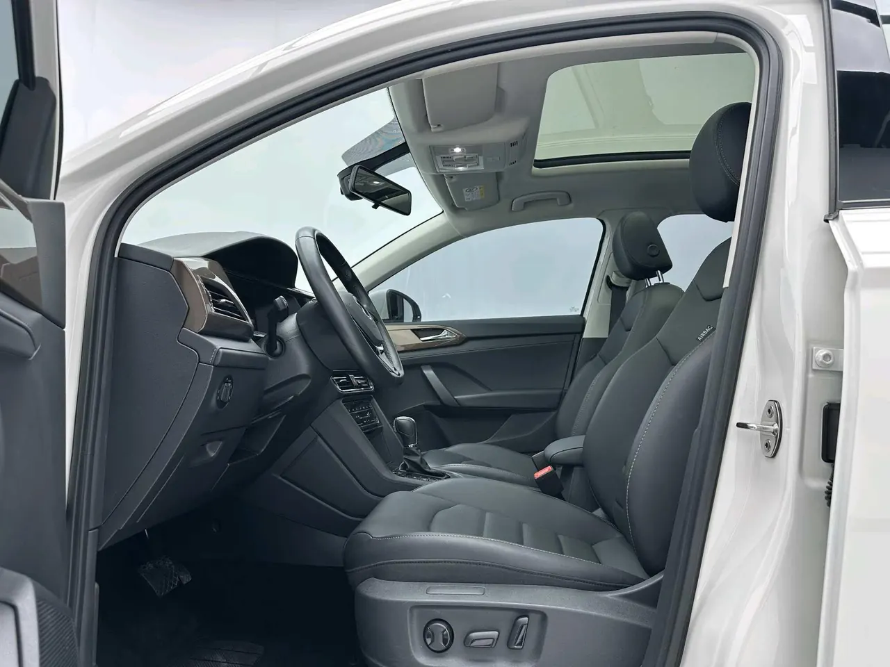 Volkswagen 2022 Tuyue 1.4TSI 280TSI Two-Drive Deluxe Automatic Gear 5