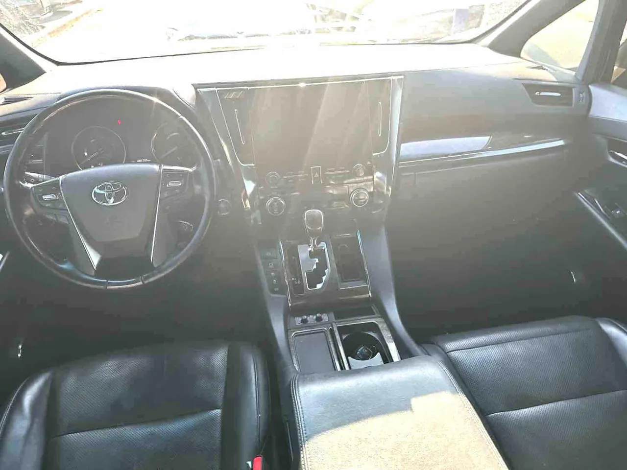 Toyota Wilfa (Imported) 2020 Wilfa 2.5 Stepless HV Deluxe Edition Automatic Gear 4
